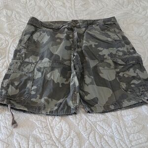Route 66 Men's Cargo Shorts - Camouflage Gray
